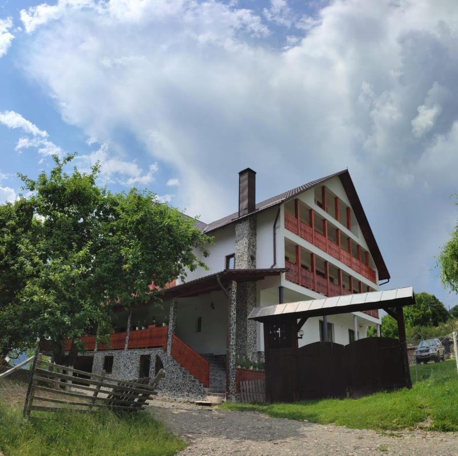 Casa De Vacanta Perla Colibitei โกลีบิตซา ภายนอก รูปภาพ