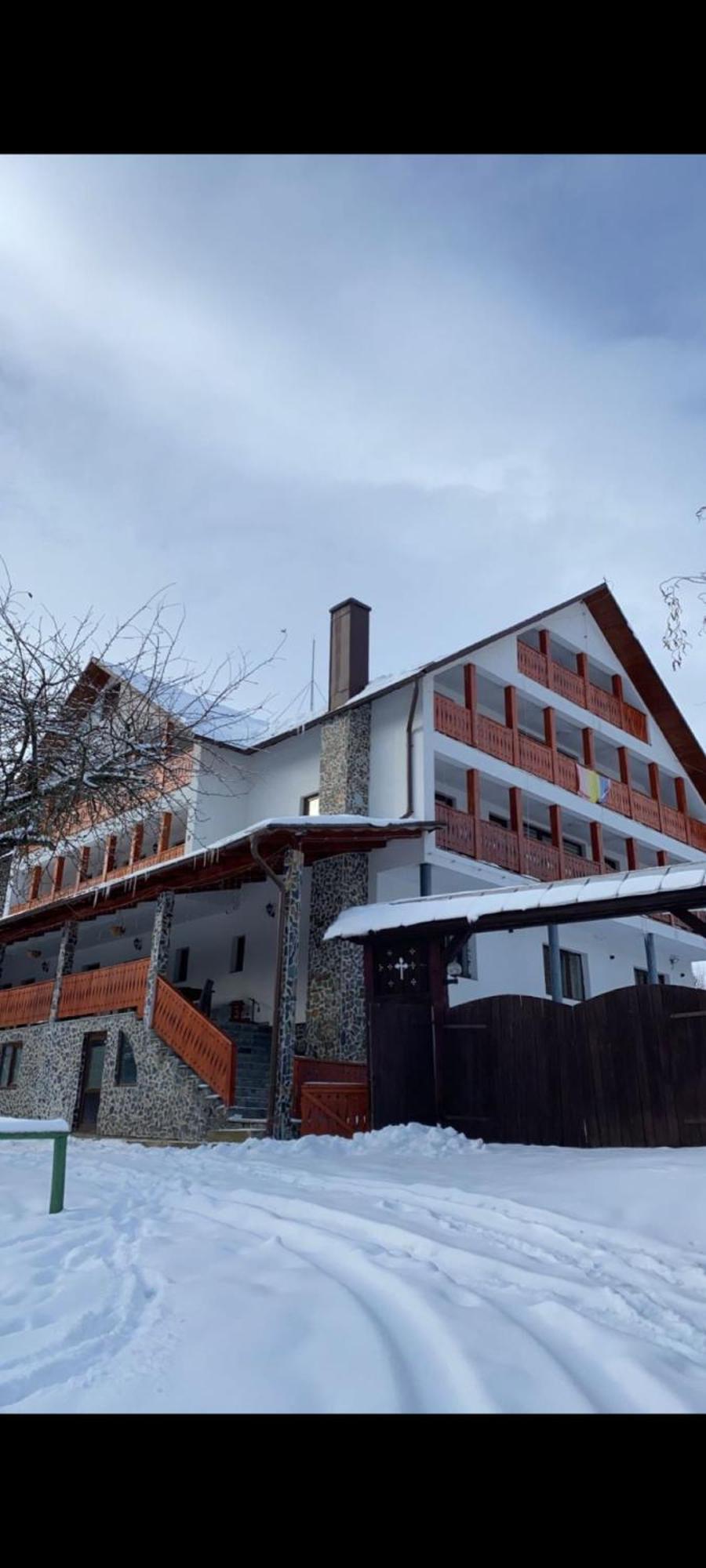 Casa De Vacanta Perla Colibitei โกลีบิตซา ภายนอก รูปภาพ